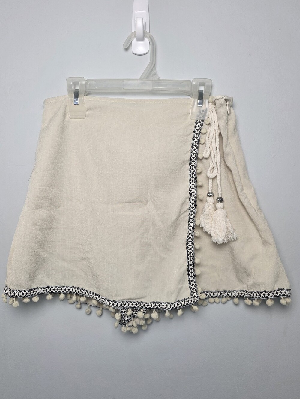 Cream Boho Wrap Skort Tassel Trim Shorts Skirt Size Medium